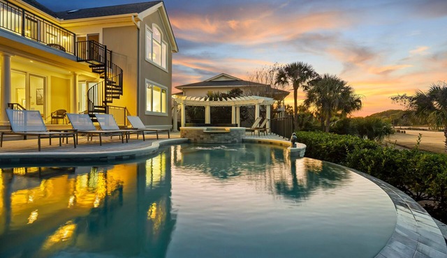 Gorgeous Seabrook Island Home with POOL and HOT TUB! Close to Beach Club!