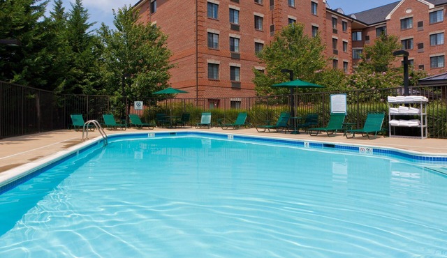 Great for Business Travelers! Free Breakfast + On-Site Fitness Center