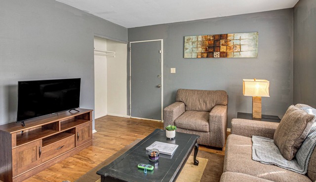 Great for Group & Work Stays! Decatur Unit By Dtwn