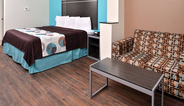 Great Relaxing Overnight Stay! Comfortable Unit! Close to ExxonMobil Campus!