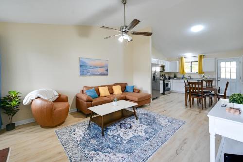 Greenville Getaway: Close to Campus + Stadium!