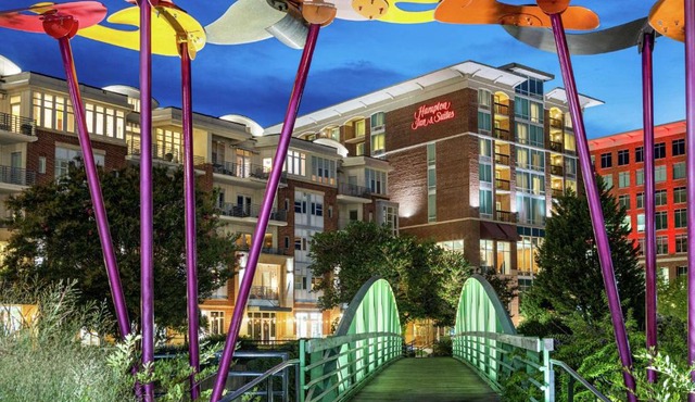 Hampton Inn & Suites Greenville-Downtown-Riverplace
