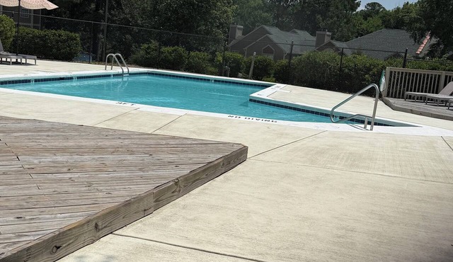 Handicap accessible 2 bedroom updated condo