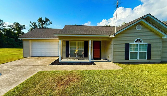 Handicap Accessible 3BR Getaway – Near Beaufort, Hilton Head, & Savannah