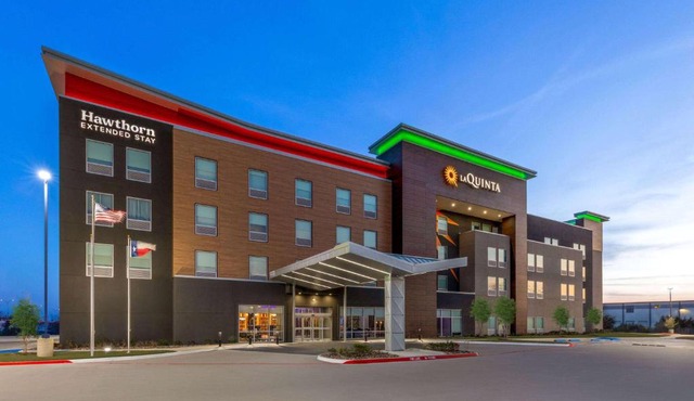 Hawthorn Extended Stay by Wyndham DeSoto