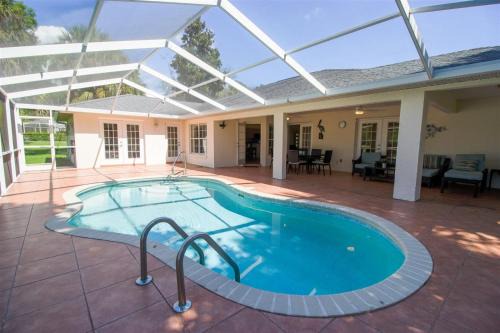 Hernando 4BR-3BA Private Pool Oasis