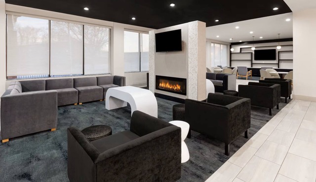 Holiday Inn Express And Suites Washington Dc Noma by IHG