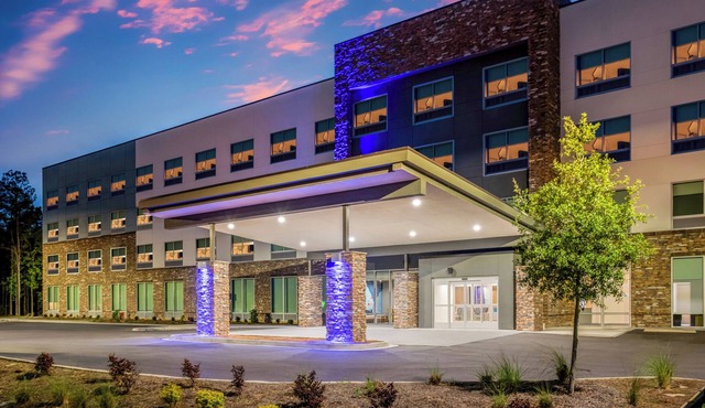 Holiday Inn Express Savannah Gateway by IHG