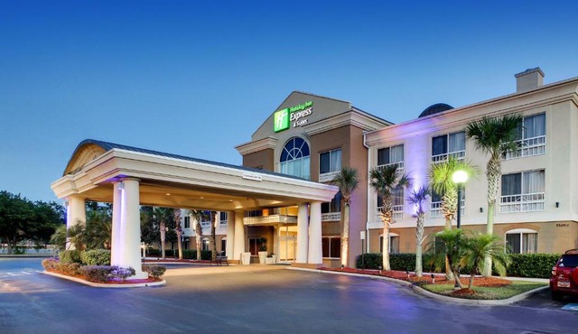 Holiday Inn Express & Suites Jacksonville South - I-295 by IHG