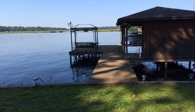 HOME WITH PRIVATE DOCK.