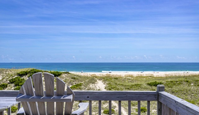 ⭐Hot Tub⭐Newly Furnished⭐️Wide Beaches⭐Incredible Oceanfront Views🌊☀️🐬Sunrises
