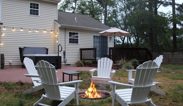 House in Cape Charles w/Hot Tub & EV Charger - near Kiptopeke Park & Beaches!