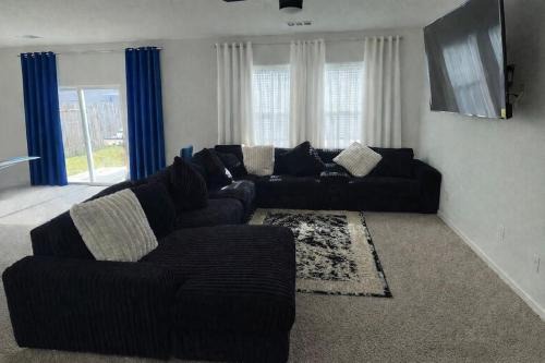 Houstons Most Comfortable &Spacious