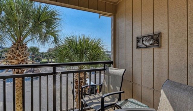 Inlet Pointe 30 Inlet front condo with pool, fishing dock and Walk to beach