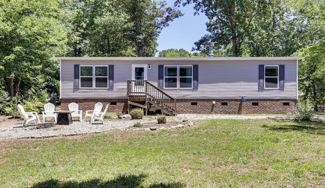 It's Our Pleasure! Lake Escape w/Boat Ramp