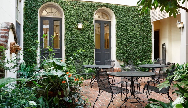 Kings Courtyard Inn