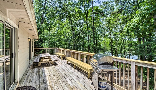 Lake Hartwell Home w/Private Dock - Near Clemson!