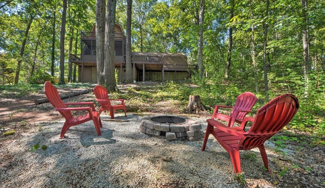 Lake Hartwell Home w/Dock < 10 Miles to Clemson!