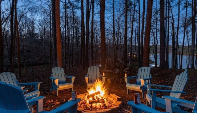 Lake Hartwell Retreat with Dock and Fire Pit