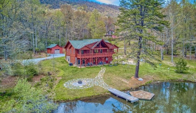 Lakefront Cabin & Cozy Lakeview Cottage: firepit, wet bar, dock