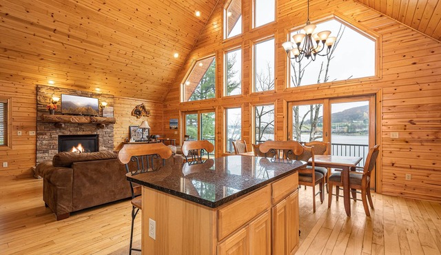 Lakeside Lodge
