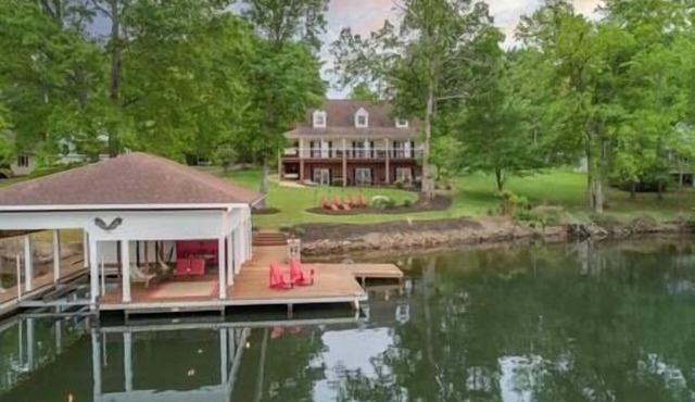 Lakin' Memories, 2 Kitchens, Detached Game Rm/Gym, Lakin' Memories, 2 Kitchens, Detached Game Rm/Gym