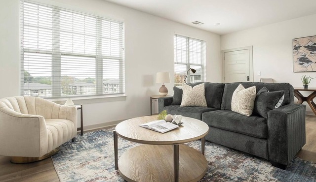 Landing | Amazing 1BD, Gym, Clubhouse