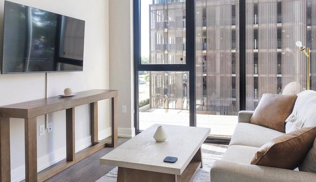 Landing | Amazing 1BD in Caraleigh