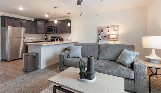 Landing | Amazing 1BD, Pool, Clubhouse