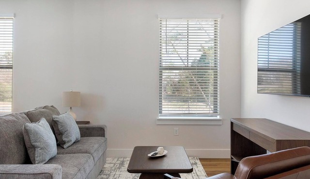 Landing | Amazing 2BD, Gym