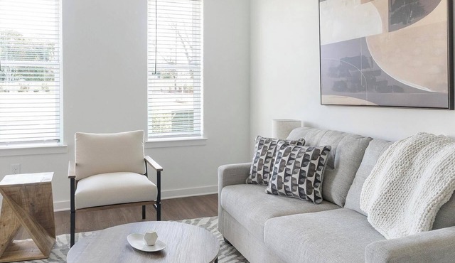 Landing | Amazing 2BD, Clubhouse, Gym
