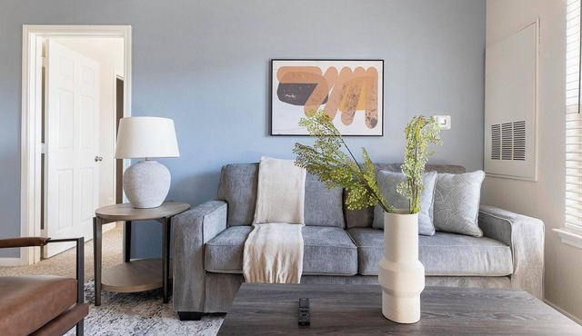 Landing | Amazing 2BD, Clubhouse, Courtyard