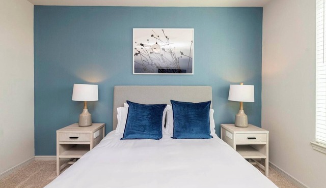Landing | Amazing Studio, Pool, Rooftop Lounge