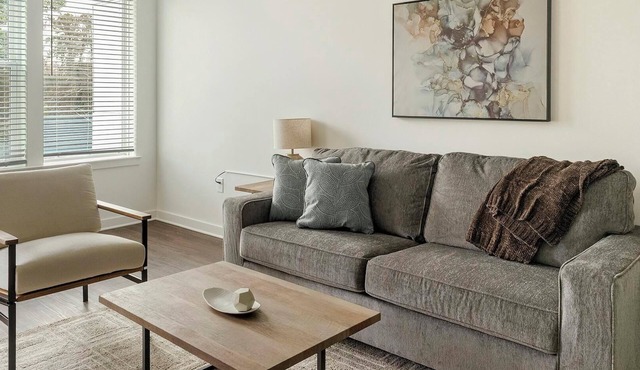 Landing | Beautiful 1BD, Clubhouse, Yoga Studio