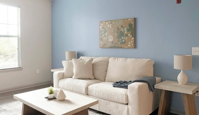 Landing | Beautiful 1BD, Rooftop Lounge