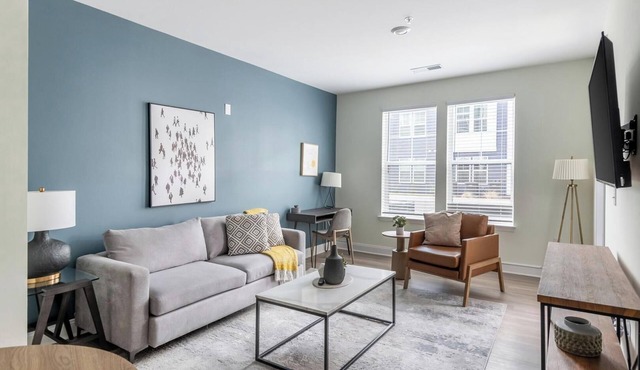 Landing | Chic 1BD, Gym, Clubhouse