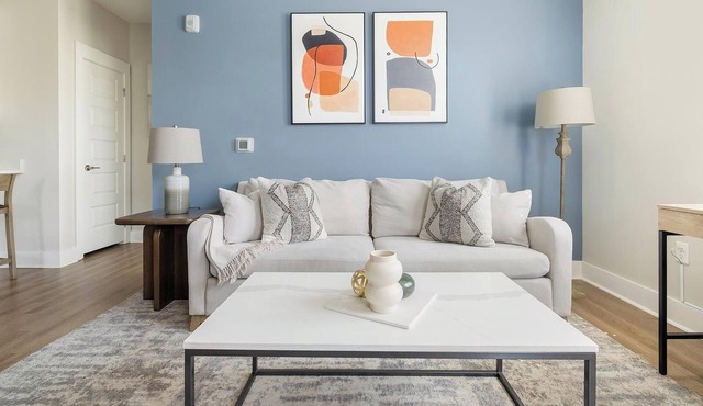 Landing | Chic 2BD, Clubhouse, Yoga Studio