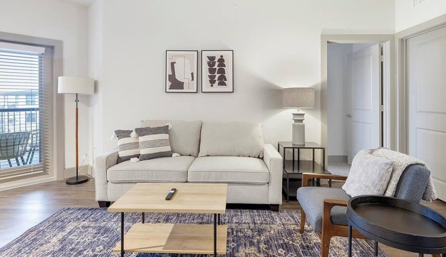 Landing | Chic 2BD, Courtyard, Yoga Studio