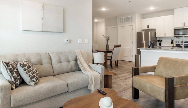 Landing | Incredible 1BD, Gym
