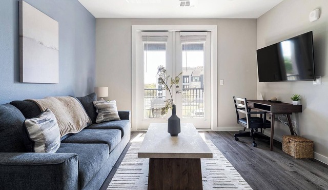 Landing | Incredible 1BD, Gym, Clubhouse