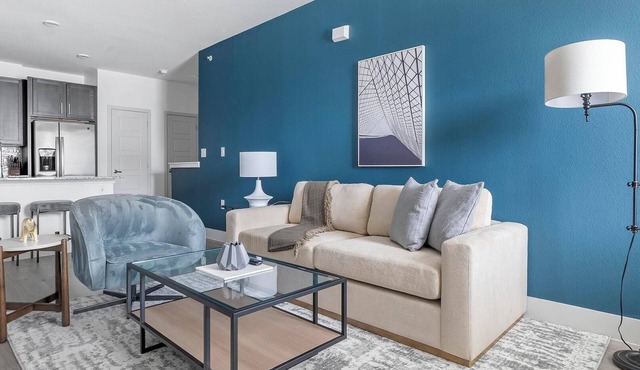 Landing | Incredible 1BD, Pool, Gym