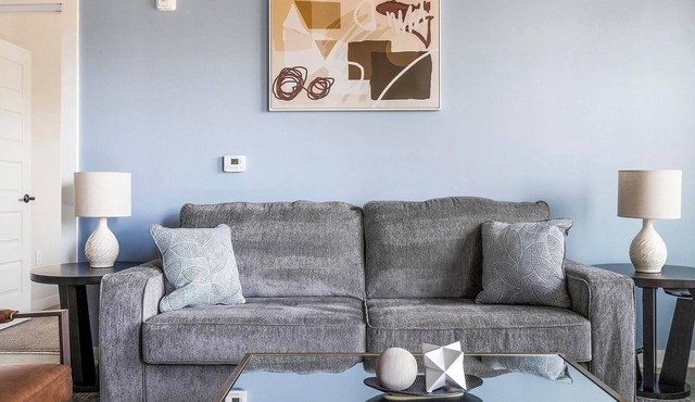 Landing | Incredible 2BD, Pool, Clubhouse