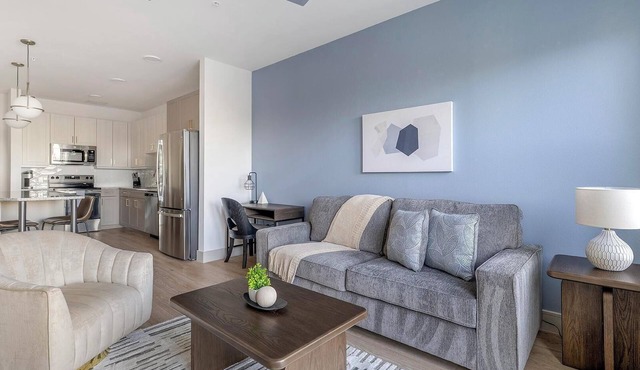 Landing | Modern 1BD, Gym, Clubhouse