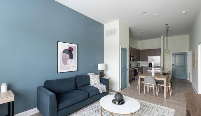 Landing | Modern 1BD, Gym, Clubhouse
