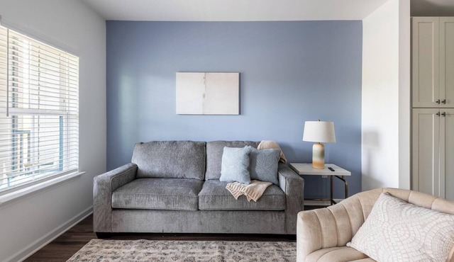 Landing | Modern 1BD in Westport
