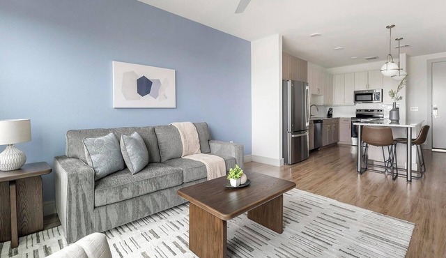 Landing | Modern 1BD, Pool, Gym