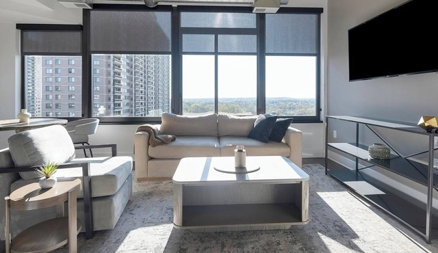 Landing | Spectacular 1BD, Gym, Game Room