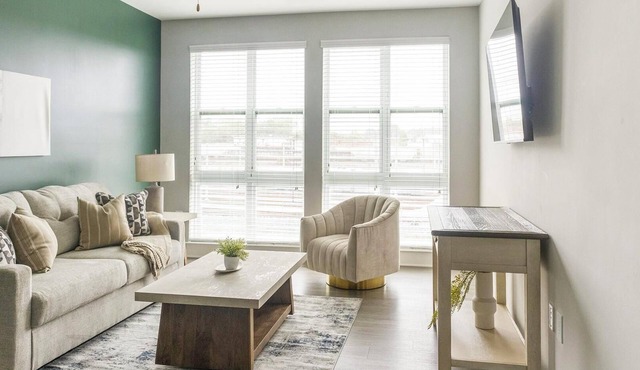 Landing | Spectacular 1BD, Gym