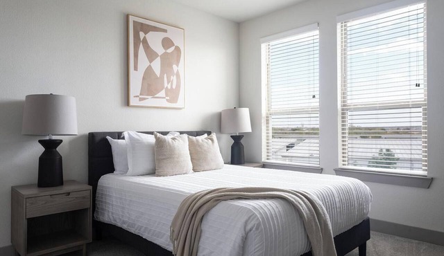 Landing | Spectacular 1BD, Gym, Courtyard