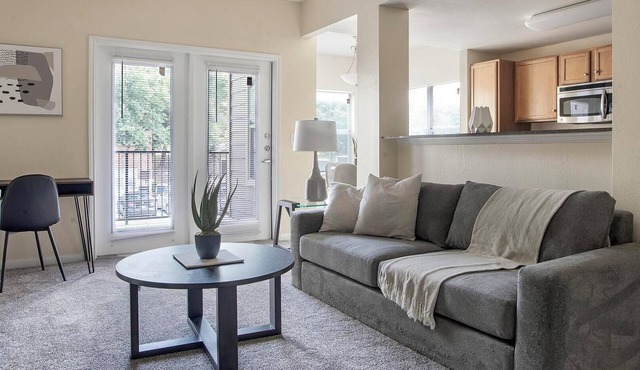 Landing | Spectacular 1BD, Clubhouse, Pool